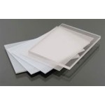 İki yüzü UV dayanımlı film kaplı, 12 mm kalınlıkta, polikarbonat şeffaf gürültü bariyeri İki yüzü UV dayanımlı film kaplı, 12 mm kalınlıkta, polikarbonat şeffaf gürültü bariyeri